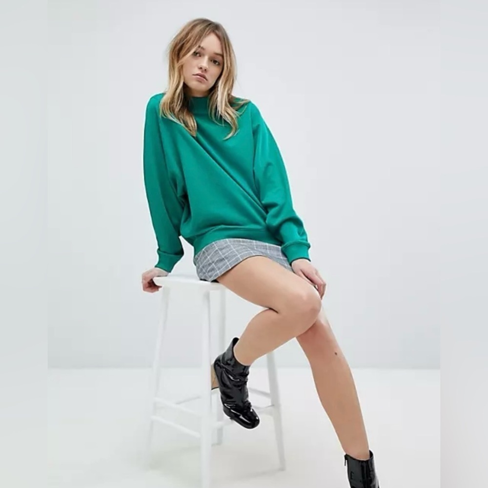 Monki green top​